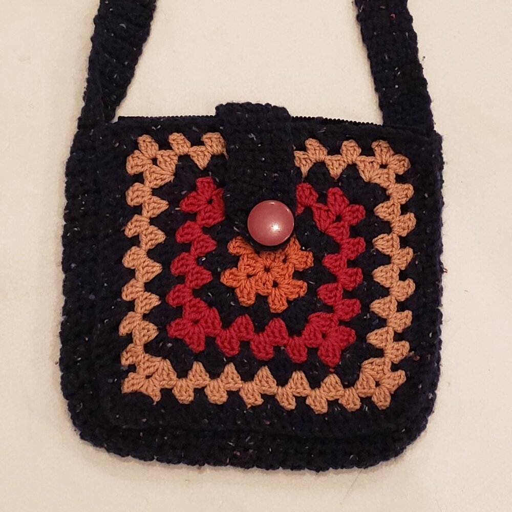 Knitted Cross Body or Shoulder Bag